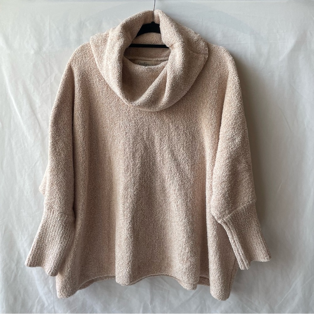Jessica Simpson Large Sweater